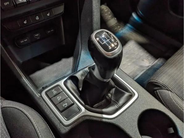 Kia Sportage IV Рестайлинг с пробегом 2019 года, цена 1 945 000 рублей, 102400 км, внедорожник, Автокод Объявления