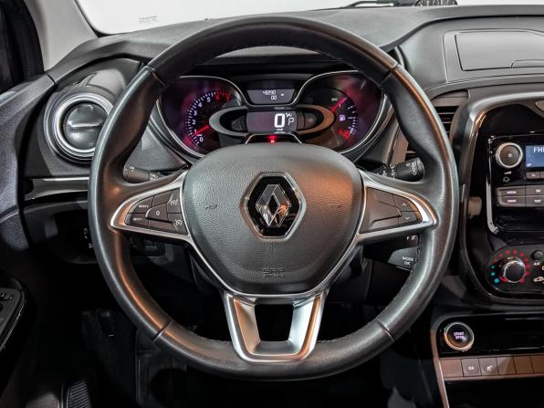Renault Kaptur I Рестайлинг с пробегом 2020 года, цена 1 550 000 рублей, 49287 км, внедорожник, Автокод Объявления