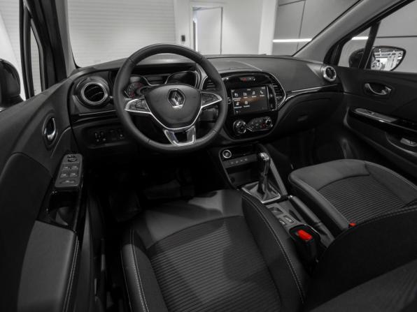 Renault Kaptur I Рестайлинг с пробегом 2021 года, цена 1 595 000 рублей, 60810 км, внедорожник, Автокод Объявления