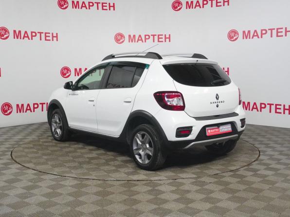 Renault Sandero II Рестайлинг с пробегом 2021 года, цена 1 310 000 рублей, 99829 км, хэтчбек, Автокод Объявления