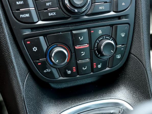 Opel Meriva B с пробегом 2012 года, цена 639 000 рублей, 205802 км, компактвэн, Автокод Объявления