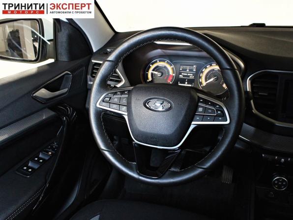 Lada (ВАЗ) Vesta I Рестайлинг (NG) с пробегом 2024 года, цена 1 257 000 рублей, 52025 км, седан, Автокод Объявления