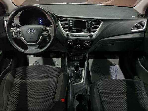 Hyundai Solaris II с пробегом 2018 года, цена 949 000 рублей, 245837 км, седан, Автокод Объявления
