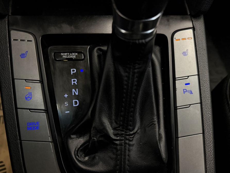 Hyundai Elantra VI (AD) Рестайлинг Псков  - изображение 18