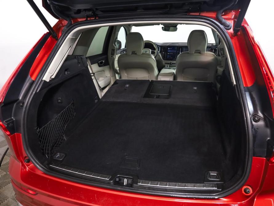 Volvo XC60 II Рестайлинг Санкт-Петербург  - изображение 38