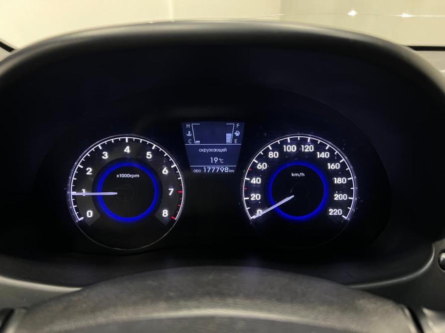 Hyundai Solaris I Кемерово  - изображение 7