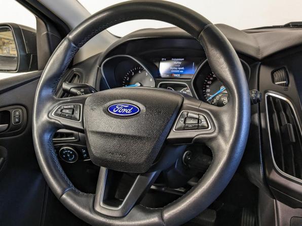 Ford Focus III Рестайлинг с пробегом 2019 года, цена 1 570 500 рублей, 58000 км, хэтчбек, Автокод Объявления