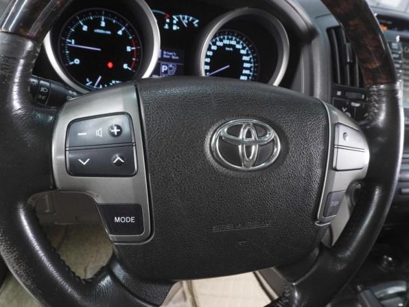 Toyota Land Cruiser 200 Series с пробегом 2009 года, цена 3 360 000 рублей, 184496 км, внедорожник, Автокод Объявления