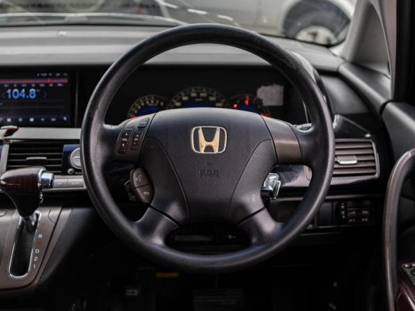 Honda Elysion I Рестайлинг с пробегом 2006 года, цена 1 315 000 рублей, 315789 км, минивэн, Автокод Объявления
