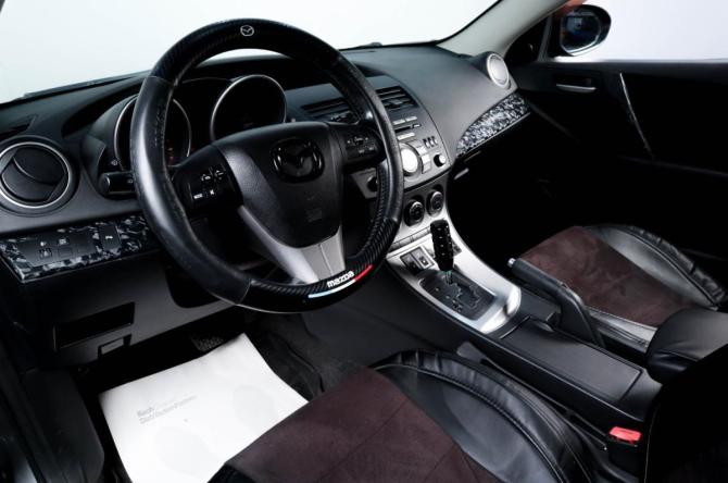 Mazda 3 II (BL) с пробегом 2010 года, цена 699 000 рублей, 285011 км, хэтчбек, Автокод Объявления