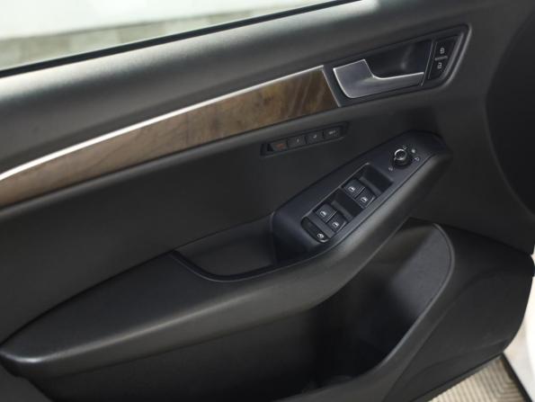 Audi Q5 I (8R) Рестайлинг с пробегом 2012 года, цена 1 399 000 рублей, 277112 км, внедорожник, Автокод Объявления