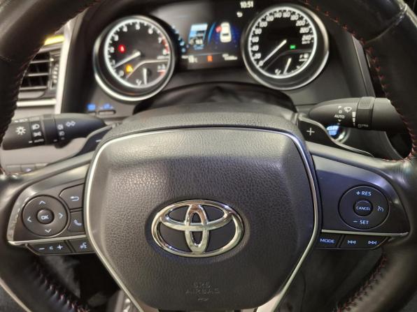 Toyota Camry VIII (XV70) Рестайлинг с пробегом 2021 года, цена 3 350 000 рублей, 114988 км, седан, Автокод Объявления