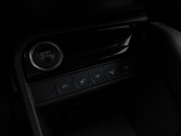 Renault Kaptur I Рестайлинг с пробегом 2022 года, цена 1 915 000 рублей, 73278 км, внедорожник, Автокод Объявления