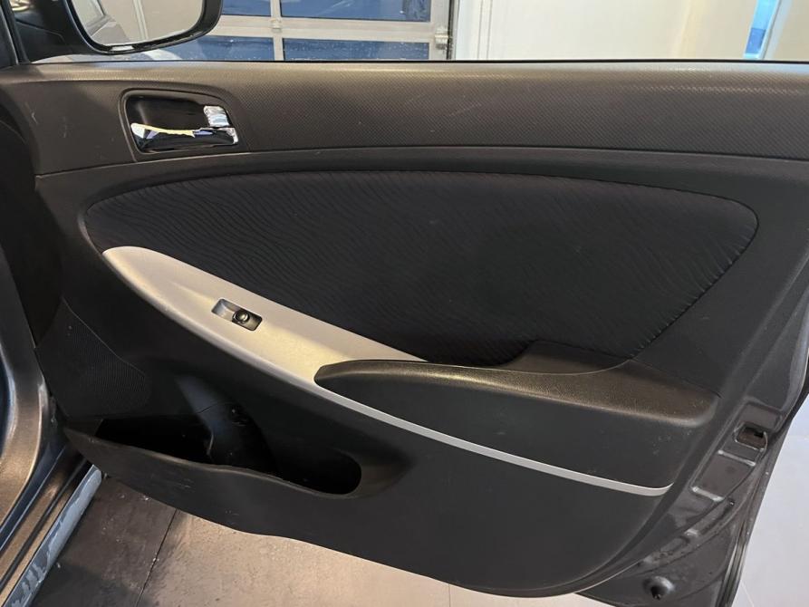 Hyundai Solaris I Чебоксары  - изображение 23