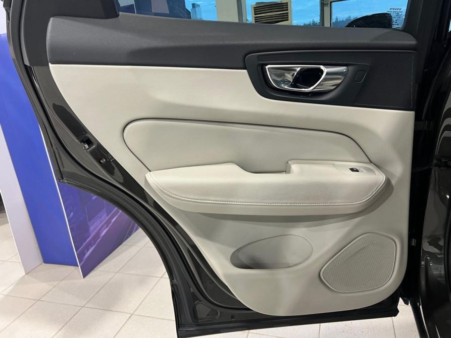 Volvo XC60 II Москва  - изображение 28