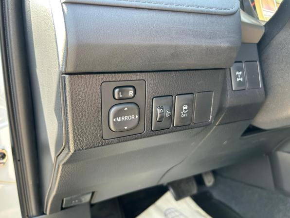 Toyota RAV4 IV (XA40) с пробегом 2015 года, цена 1 990 000 рублей, 129224 км, внедорожник, Автокод Объявления