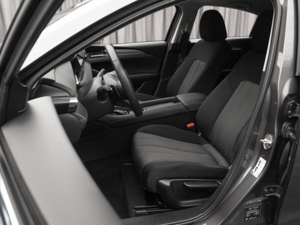 Mazda 6 III (GJ) Рестайлинг 2 с пробегом 2020 года, цена 2 660 000 рублей, 72774 км, седан, Автокод Объявления