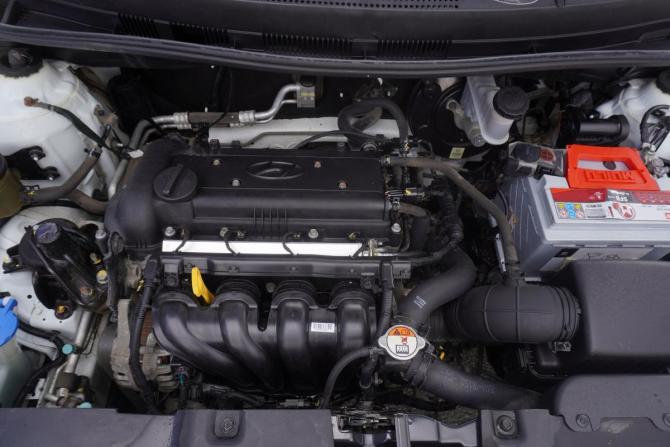 Hyundai Solaris I с пробегом 2013 года, цена 699 000 рублей, 268929 км, хэтчбек, Автокод Объявления