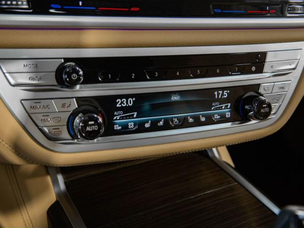 BMW 7 серии VI (G11/G12) Рестайлинг с пробегом 2020 года, цена 6 850 000 рублей, 89766 км, седан, Автокод Объявления