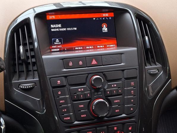 Opel Astra J Рестайлинг с пробегом 2014 года, цена 655 000 рублей, 214058 км, универсал, Автокод Объявления