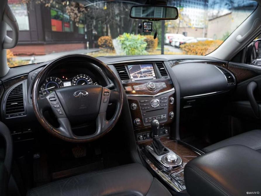 Infiniti QX56 II Москва  - изображение 13