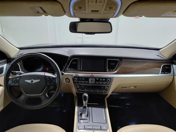 Hyundai Genesis II с пробегом 2014 года, цена 1 539 000 рублей, 190000 км, седан, Автокод Объявления