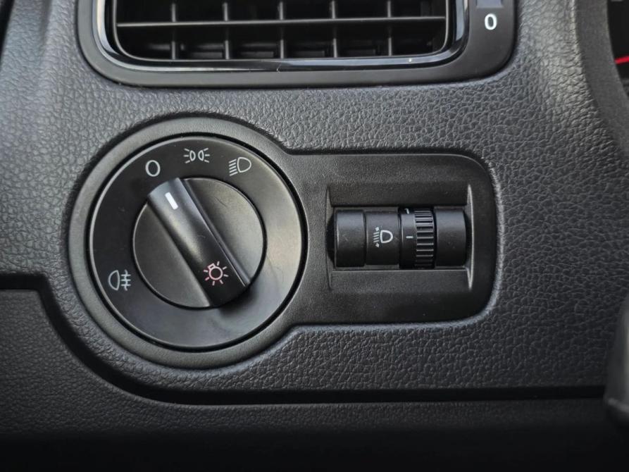 Volkswagen Polo V Санкт-Петербург  - изображение 15