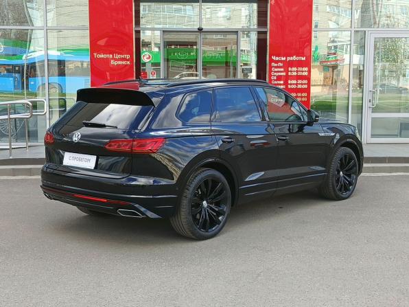 Volkswagen Touareg III с пробегом 2020 года, цена 7 090 000 рублей, 65145 км, внедорожник, Автокод Объявления