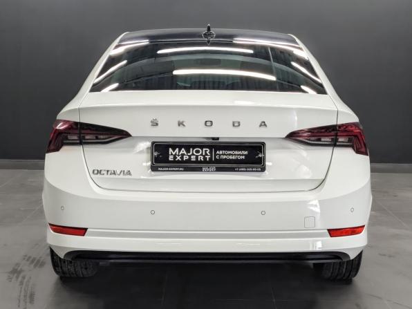 Skoda Octavia IV (A8) с пробегом 2020 года, цена 2 750 000 рублей, 52871 км, лифтбек, Автокод Объявления