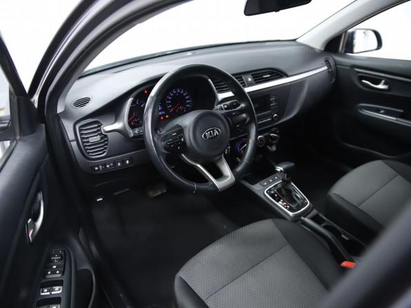 Kia Rio IV Рестайлинг с пробегом 2021 года, цена 1 650 000 рублей, 88513 км, хэтчбек, Автокод Объявления