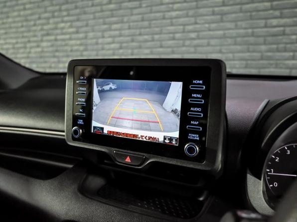 Toyota Yaris IV с пробегом 2021 года, цена 1 220 000 рублей, 146061 км, хэтчбек, Автокод Объявления