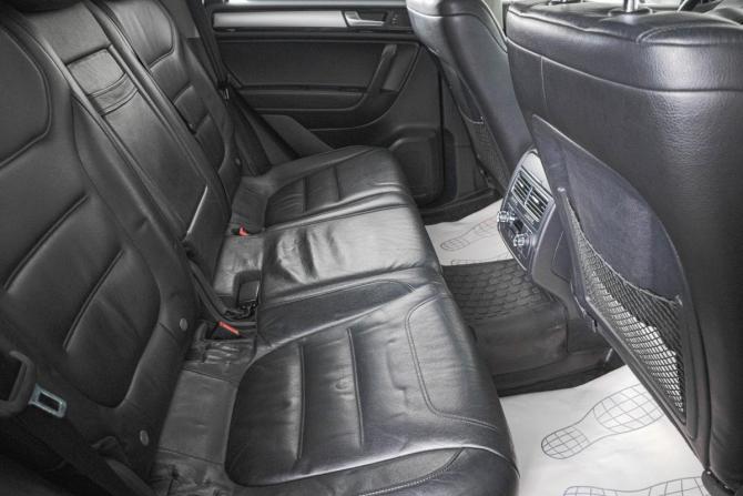 Volkswagen Touareg II с пробегом 2010 года, цена 1 899 000 рублей, 367000 км, внедорожник, Автокод Объявления