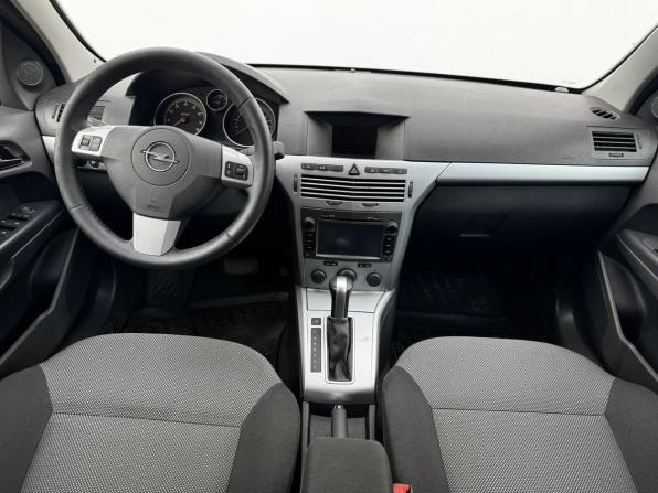 Opel Astra H Рестайлинг с пробегом 2010 года, цена 717 000 рублей, 157909 км, седан, Автокод Объявления