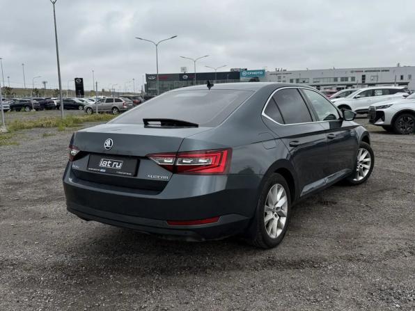 Skoda Superb III с пробегом 2017 года, цена 1 978 000 рублей, 189927 км, лифтбек, Автокод Объявления