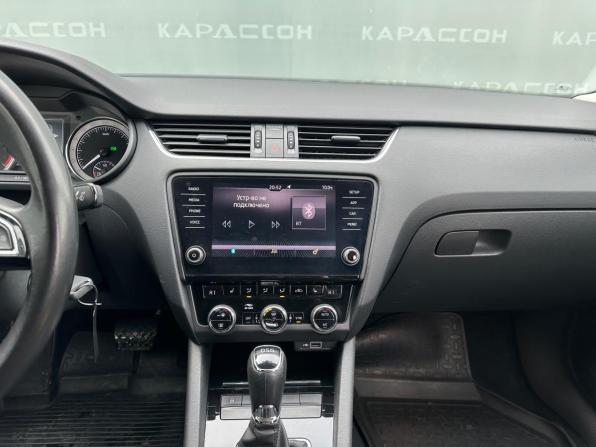 Skoda Octavia III (A7) Рестайлинг с пробегом 2018 года, цена 2 140 000 рублей, 73830 км, лифтбек, Автокод Объявления