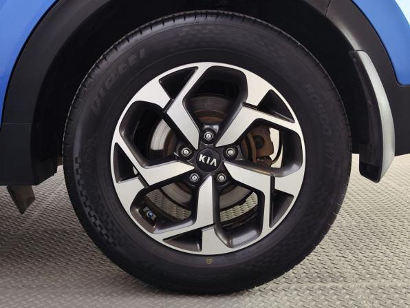 Kia Sportage IV Рестайлинг с пробегом 2018 года, цена 1 899 000 рублей, 122000 км, внедорожник, Автокод Объявления