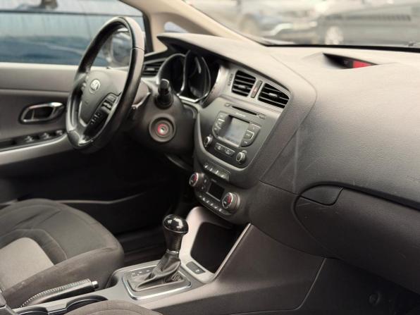 Kia Ceed II с пробегом 2014 года, цена 1 391 000 рублей, 90108 км, универсал, Автокод Объявления