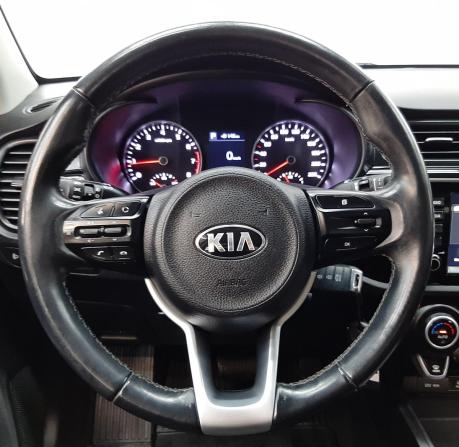Kia Rio IV с пробегом 2017 года, цена 1 540 000 рублей, 66213 км, седан, Автокод Объявления