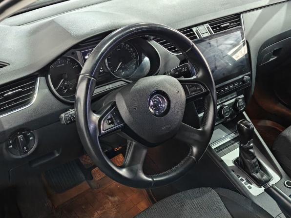 Skoda Octavia III (A7) с пробегом 2014 года, цена 999 000 рублей, 283462 км, лифтбек, Автокод Объявления