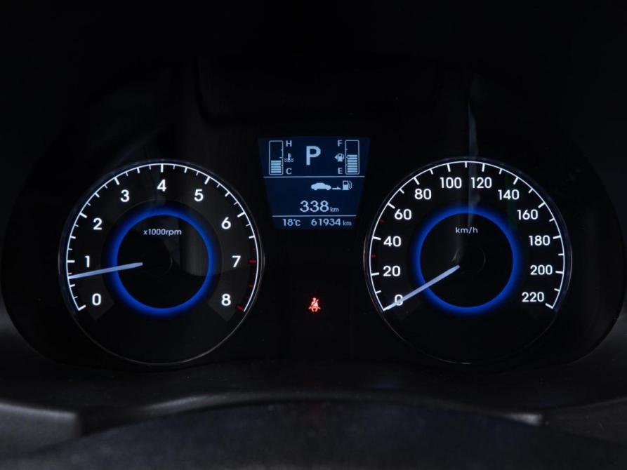 Hyundai Solaris I Рестайлинг Волгоград  - изображение 12