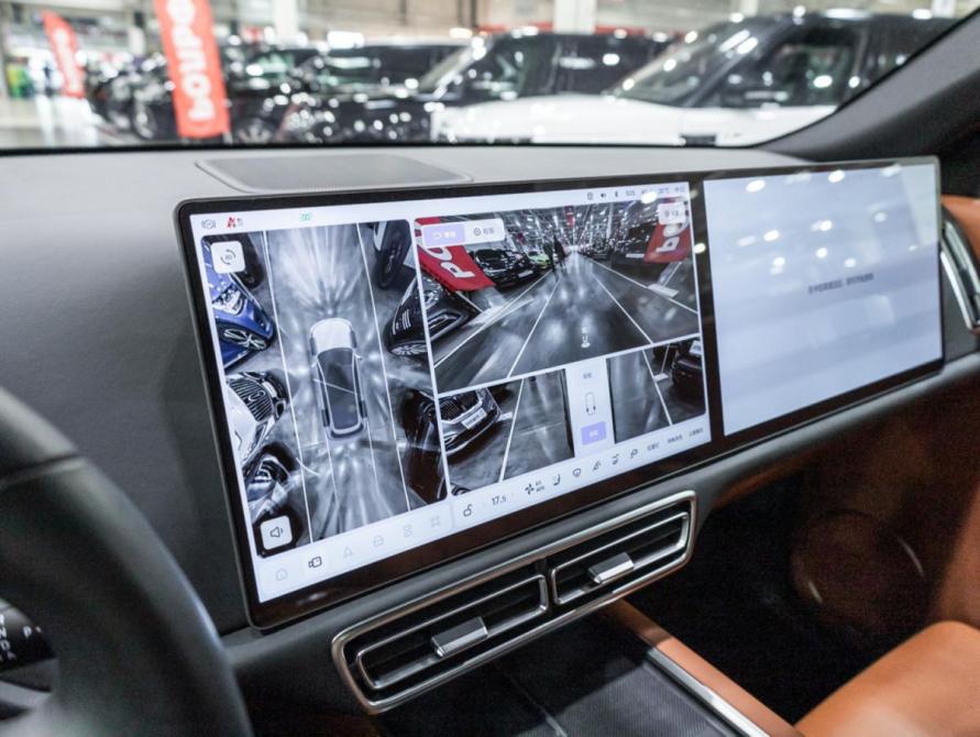 Li Auto (Lixiang) L9 I Санкт-Петербург  - изображение 17
