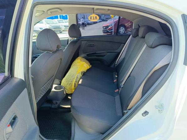 Kia Rio II Рестайлинг с пробегом 2011 года, цена 630 000 рублей, 149200 км, хэтчбек, Автокод Объявления