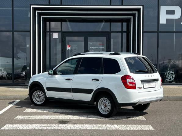 Lada (ВАЗ) Granta I Рестайлинг с пробегом 2023 года, цена 865 000 рублей, 43782 км, универсал, Автокод Объявления