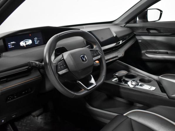 Changan UNI-V I с пробегом 2024 года, цена 2 247 890 рублей, 24000 км, лифтбек, Автокод Объявления