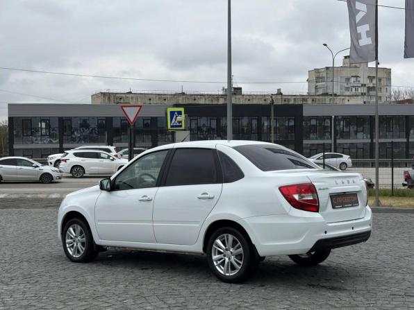 Lada (ВАЗ) Granta I Рестайлинг с пробегом 2025 года, цена 1 030 000 рублей, 7471 км, седан, Автокод Объявления