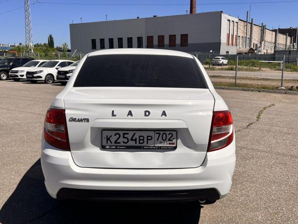 Lada (ВАЗ) Granta I Рестайлинг с пробегом 2022 года, цена 750 000 рублей, 40175 км, седан, Автокод Объявления