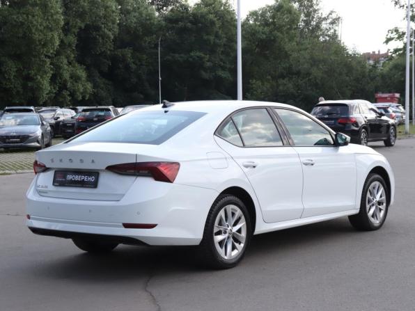 Skoda Octavia IV (A8) с пробегом 2020 года, цена 2 357 100 рублей, 94230 км, лифтбек, Автокод Объявления