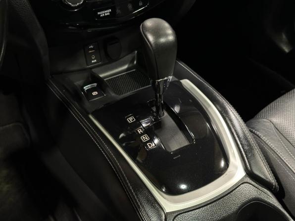 Nissan Qashqai II с пробегом 2015 года, цена 1 780 000 рублей, 90992 км, внедорожник, Автокод Объявления