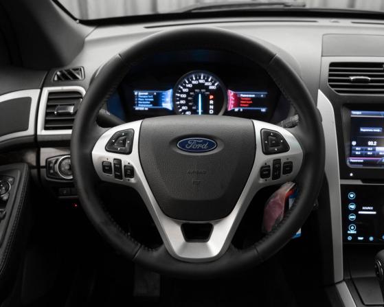 Ford Explorer V с пробегом 2013 года, цена 1 450 000 рублей, 267185 км, внедорожник, Автокод Объявления