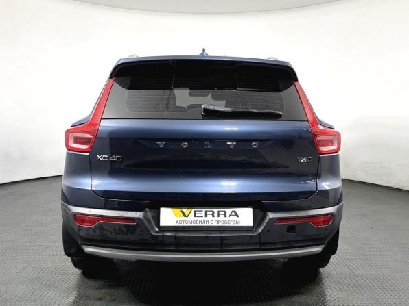 Volvo XC40 I с пробегом 2021 года, цена 3 350 000 рублей, 72776 км, внедорожник, Автокод Объявления